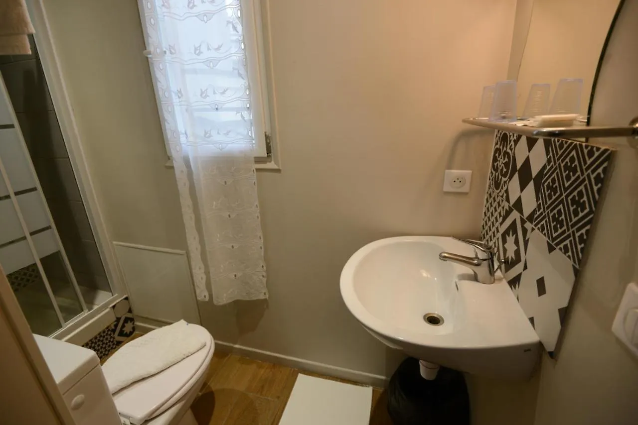 Lafayette Hotel Paris 2*,  France