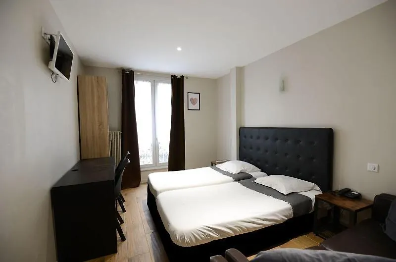 Lafayette Hotel Paris 2*,